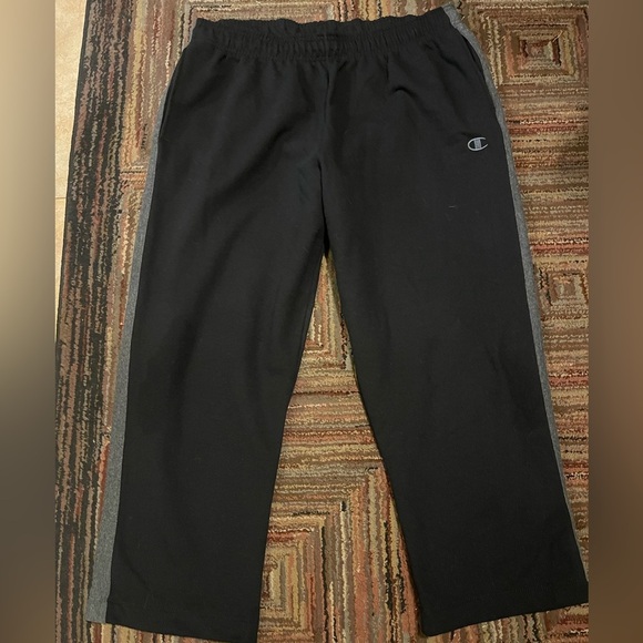 Champion Men’s Jogger SweatPants Black Size XXLarge Drawstring Zip Pockets - Picture 1 of 7
